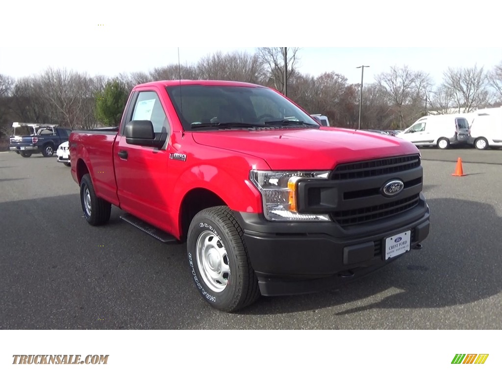 Race Red / Earth Gray Ford F150 XL Regular Cab 4x4