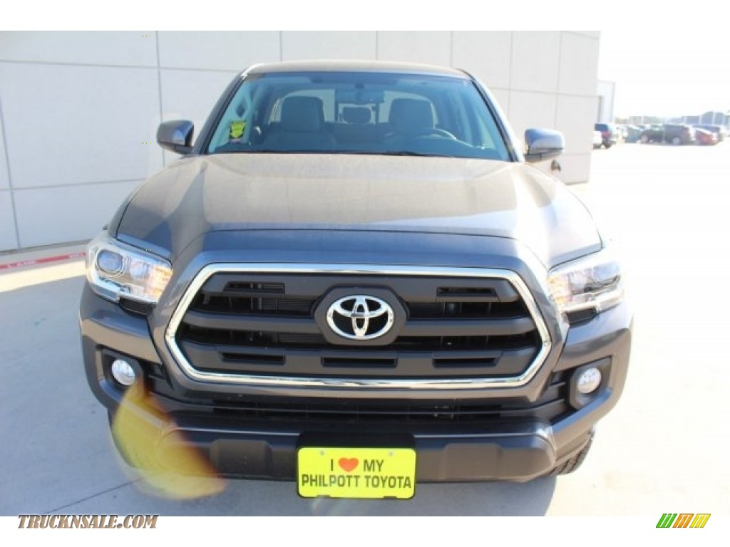 2017 Tacoma SR5 Double Cab - Magnetic Gray Metallic / Cement Gray photo #2