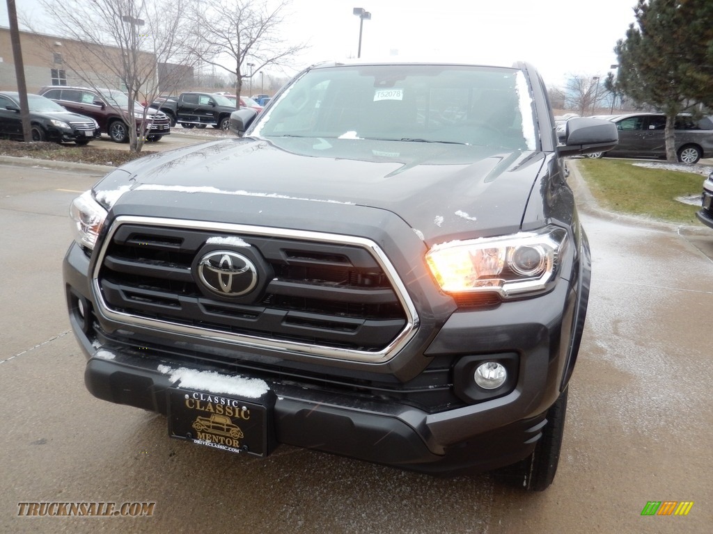 Magnetic Gray Metallic / Cement Gray Toyota Tacoma SR5 Access Cab