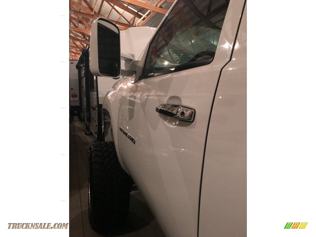 2013 Sierra 2500HD Denali Crew Cab 4x4 - Summit White / Cocoa/Light Cashmere photo #20 2013 Sierra 2500HD Denali Crew Cab 4x4 - Summit White / Cocoa/Light Cashmere photo #20