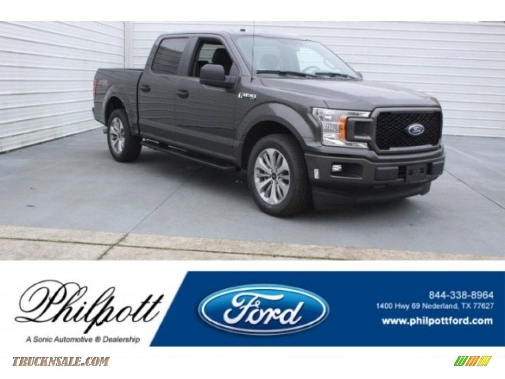 Magnetic / Earth Gray Ford F150 XL SuperCrew