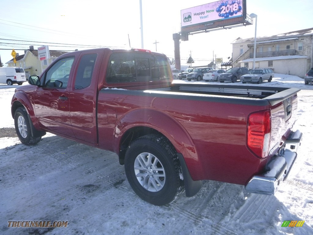 2018 Frontier SV King Cab 4x4 - Lava Red / Graphite photo #4