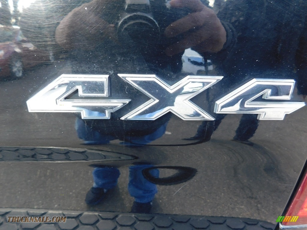2012 Ram 1500 Sport Crew Cab 4x4 - Black / Dark Slate Gray photo #49