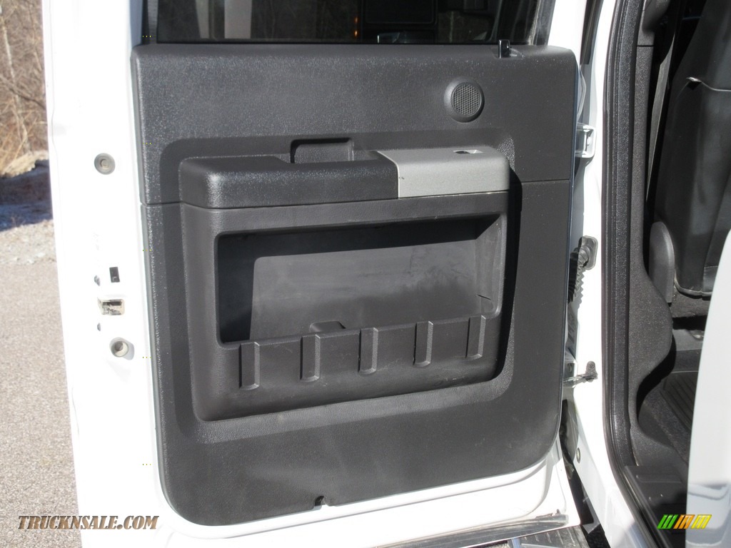 2014 F250 Super Duty Lariat Crew Cab 4x4 - White Platinum Tri-Coat / Black photo #16