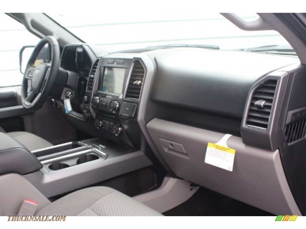 2018 F150 XLT SuperCab - Magnetic / Earth Gray photo #33