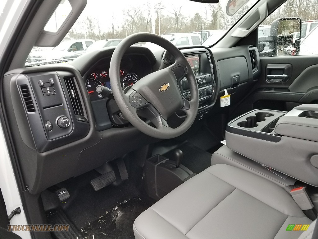 2018 Silverado 3500HD Work Truck Double Cab 4x4 Chassis - Summit White / Dark Ash/Jet Black photo #7