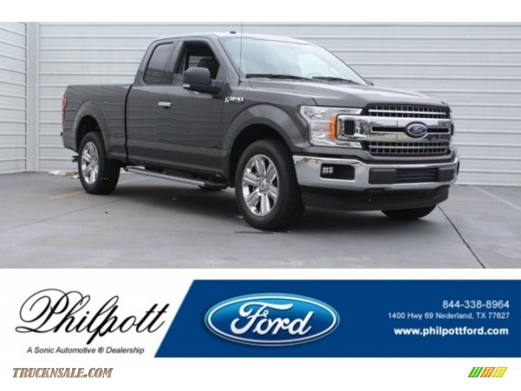 Magnetic / Earth Gray Ford F150 XLT SuperCab