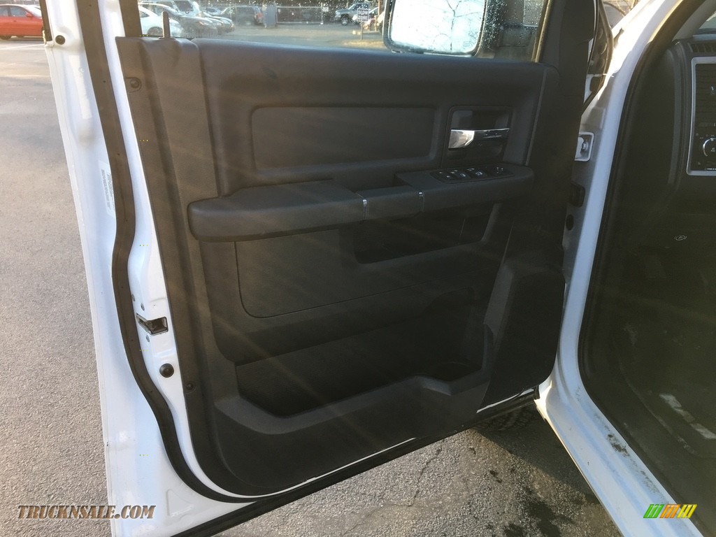 2012 Ram 1500 Sport Quad Cab 4x4 - Bright White / Dark Slate Gray photo #7