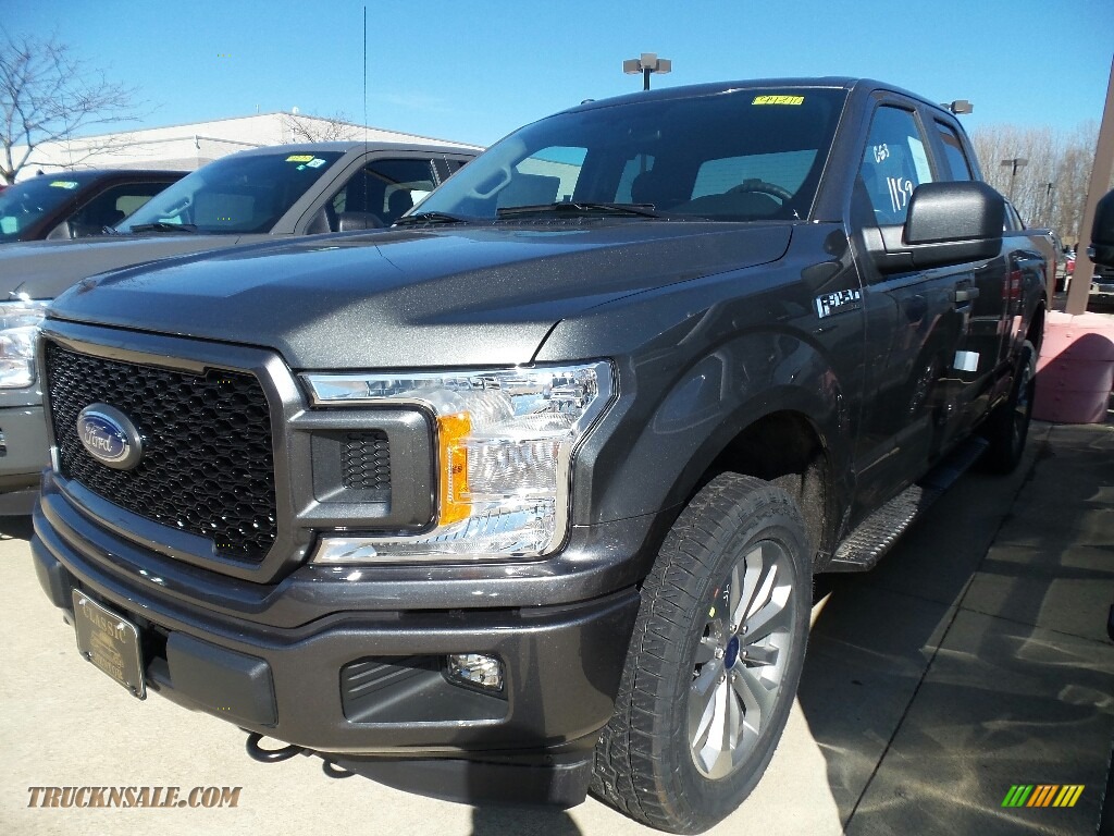 2018 F150 STX SuperCab 4x4 - Magnetic / Earth Gray photo #1