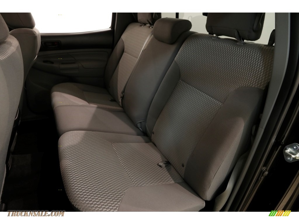 2015 Tacoma V6 Double Cab 4x4 - Black / Graphite photo #14