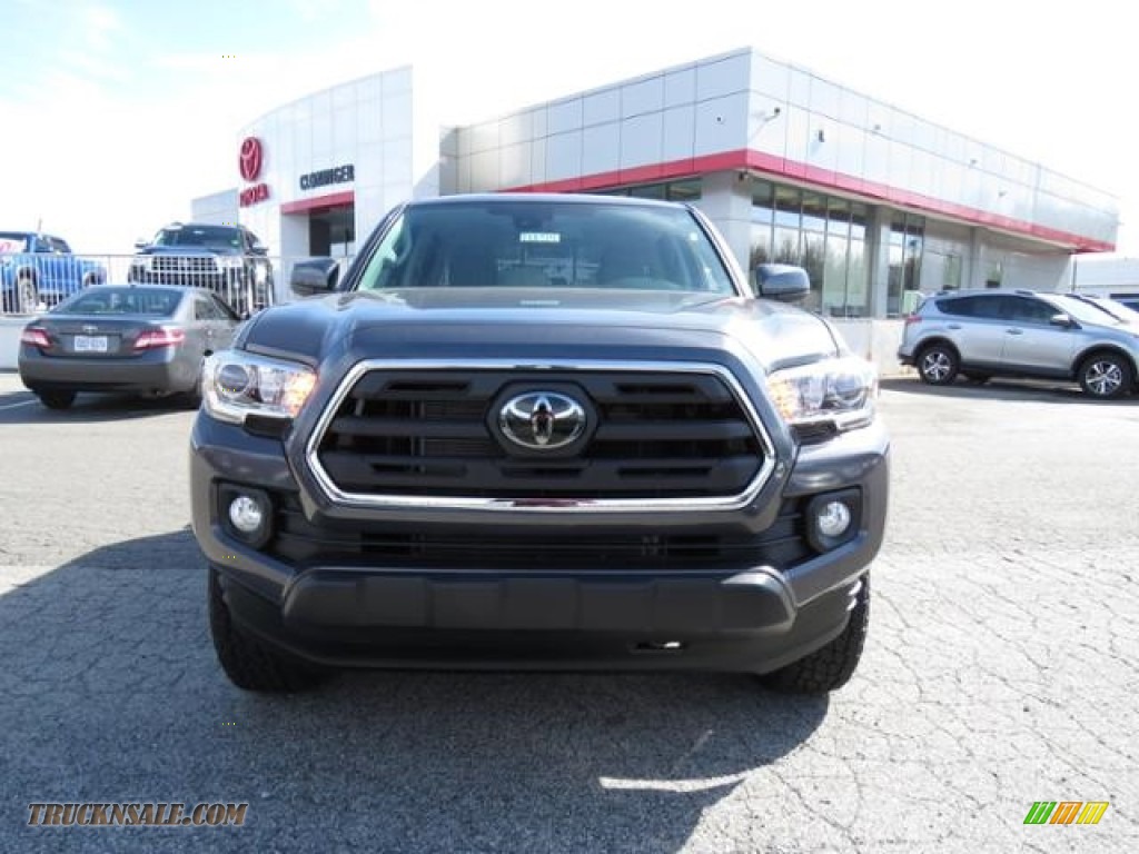 2018 Tacoma SR5 Double Cab - Magnetic Gray Metallic / Cement Gray photo #2