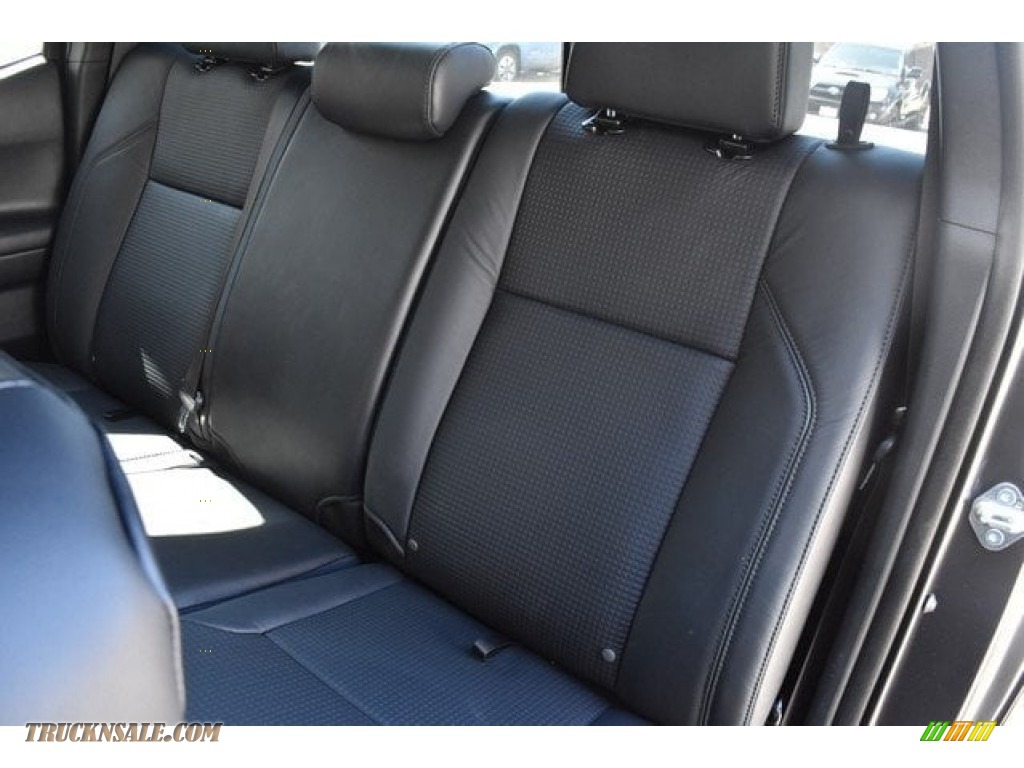2018 Tacoma Limited Double Cab 4x4 - Magnetic Gray Metallic / Black photo #16