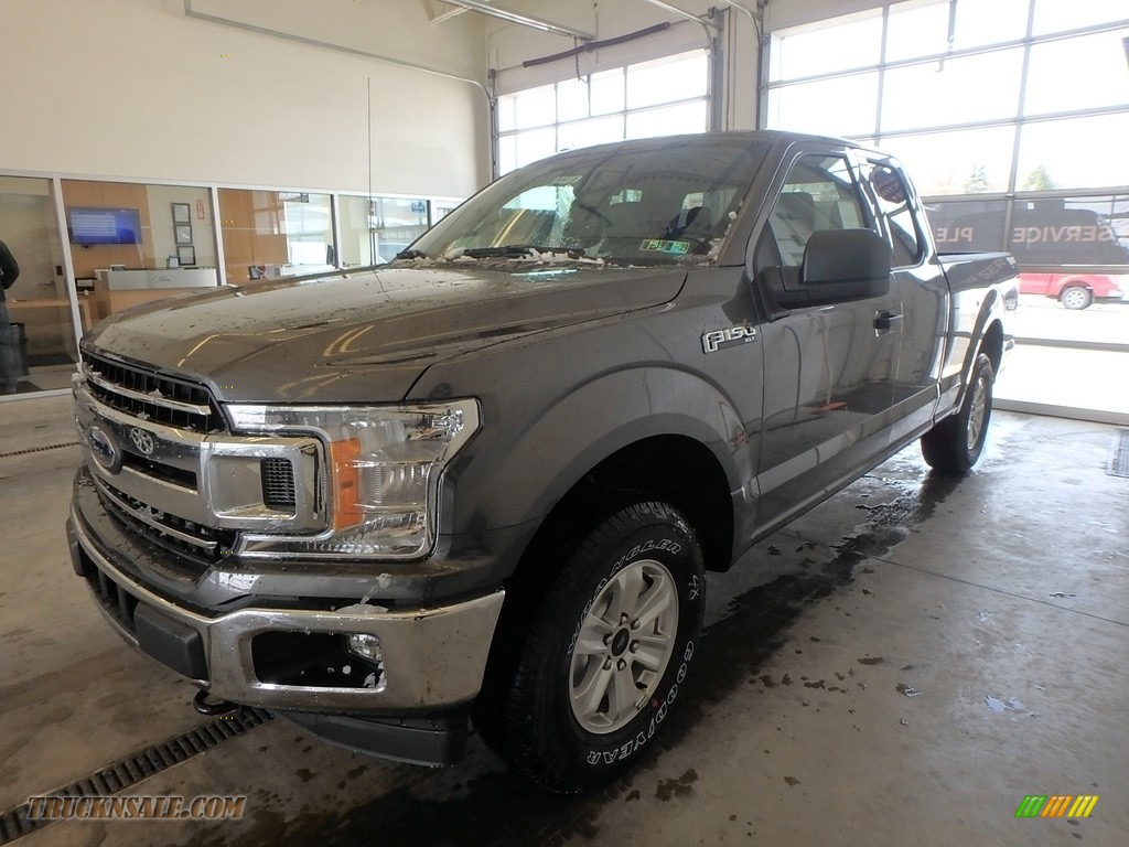 2018 F150 XLT SuperCab 4x4 - Magnetic / Earth Gray photo #4