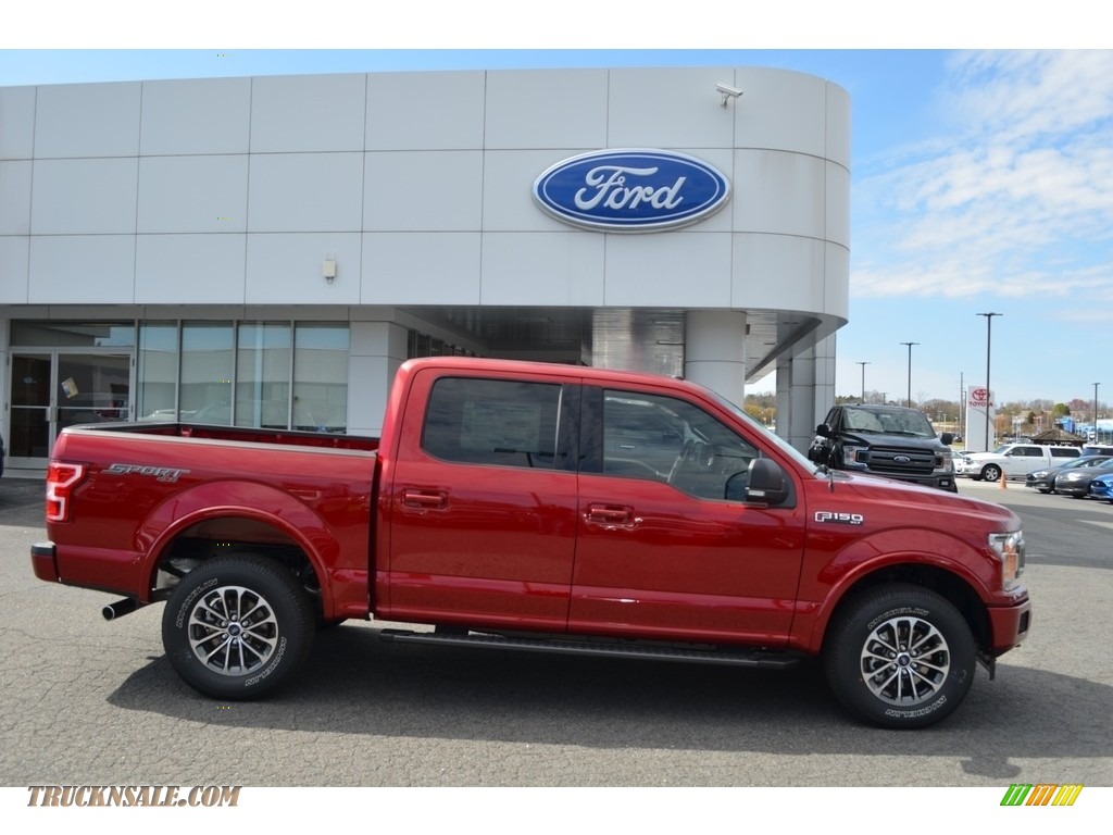 2018 F150 XLT SuperCrew 4x4 - Ruby Red / Earth Gray photo #2