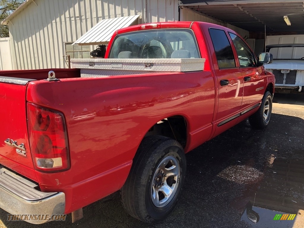 2005 Ram 1500 ST Quad Cab 4x4 - Flame Red / Taupe photo #4