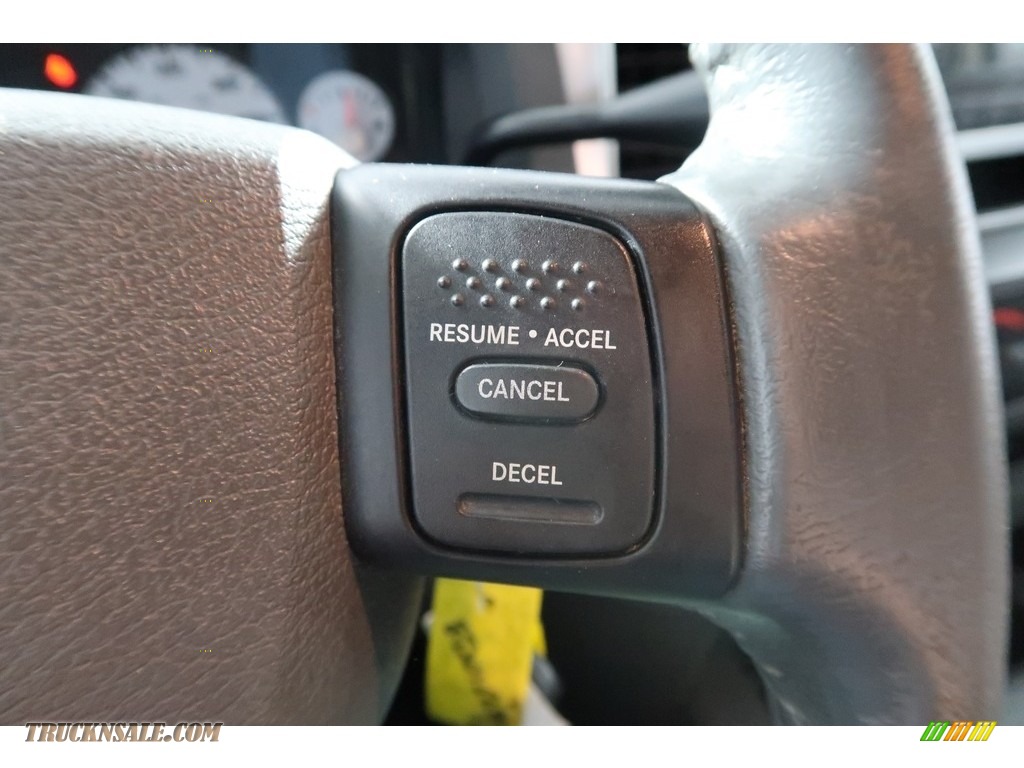 2008 Ram 1500 SLT Quad Cab 4x4 - Brilliant Black Crystal Pearl / Medium Slate Gray photo #27