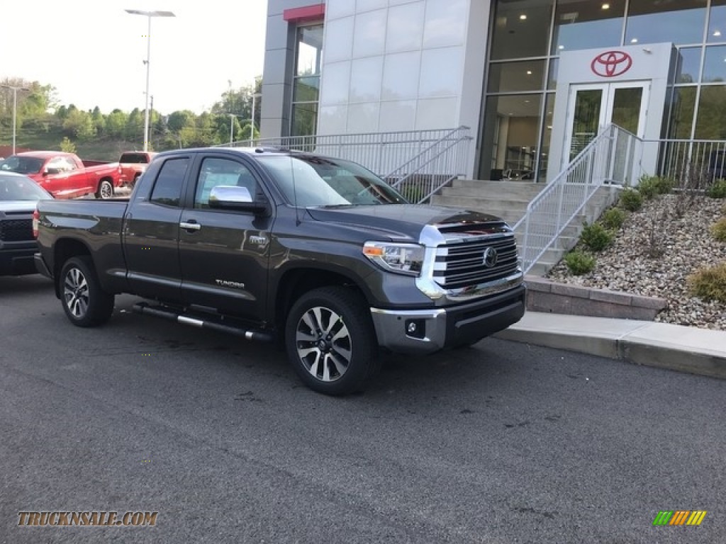 Magnetic Gray Metallic / Black Toyota Tundra Limited Double Cab 4x4