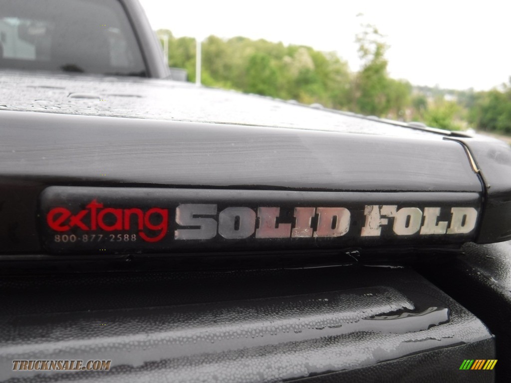 2013 F150 STX SuperCab 4x4 - Tuxedo Black Metallic / Steel Gray photo #10