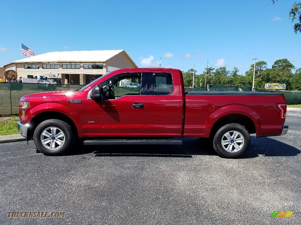 2017 F150 XLT SuperCab - Ruby Red / Earth Gray photo #2