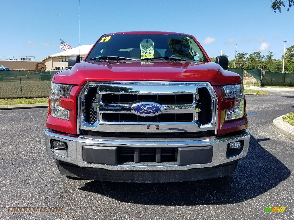 2017 F150 XLT SuperCab - Ruby Red / Earth Gray photo #8