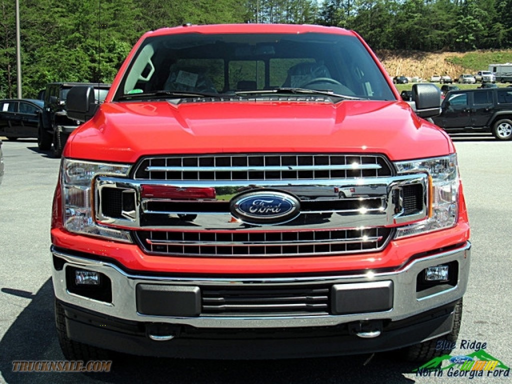 2018 F150 XLT SuperCrew 4x4 - Race Red / Earth Gray photo #8 2018 F150 XLT SuperCrew 4x4 - Race Red / Earth Gray photo #8