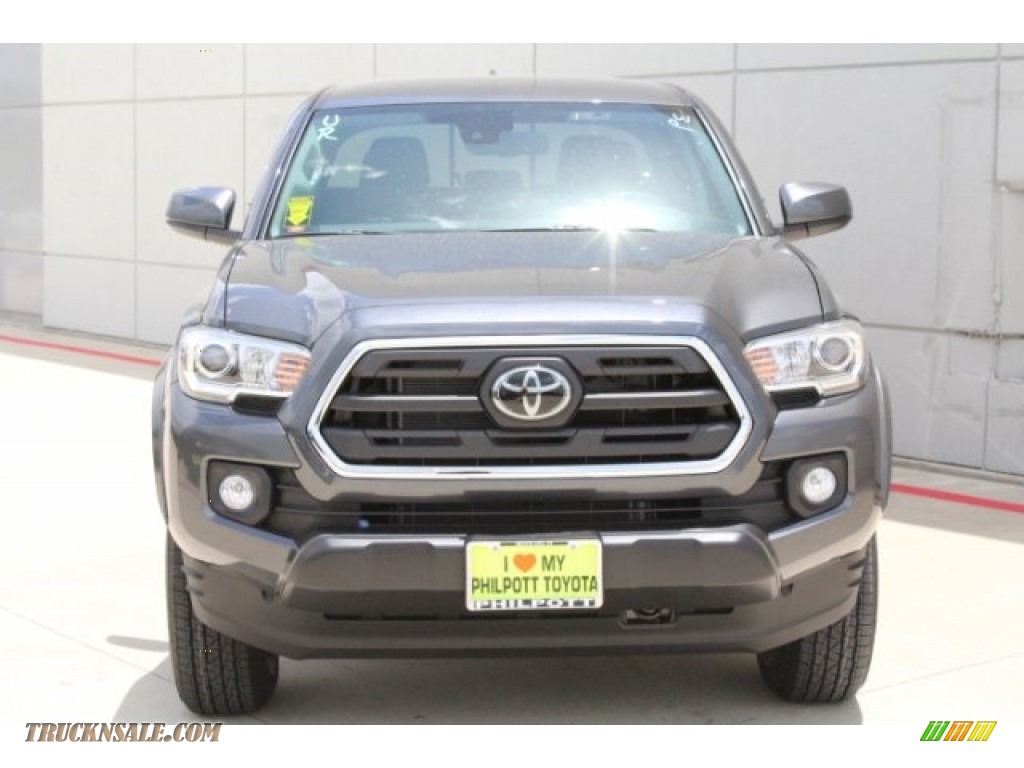 2018 Tacoma SR5 Double Cab - Magnetic Gray Metallic / Cement Gray photo #2