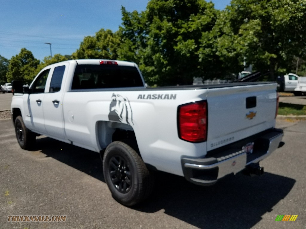 2018 Silverado 3500HD Work Truck Double Cab 4x4 - Summit White / Dark Ash/Jet Black photo #4