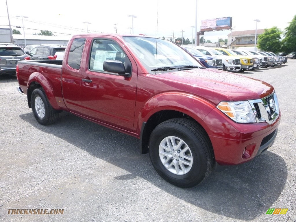2018 Frontier SV King Cab 4x4 - Cayenne Red / Beige photo #1