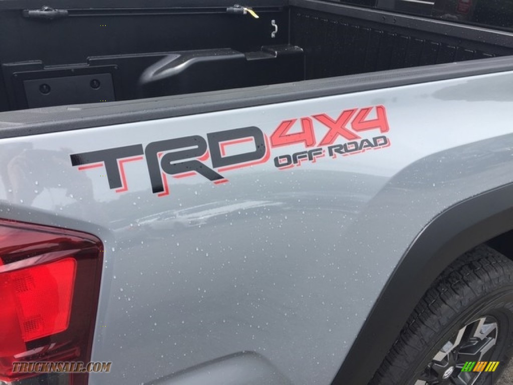 2018 Tacoma TRD Off Road Double Cab 4x4 - Silver Sky Metallic / Graphite w/Gun Metal photo #6