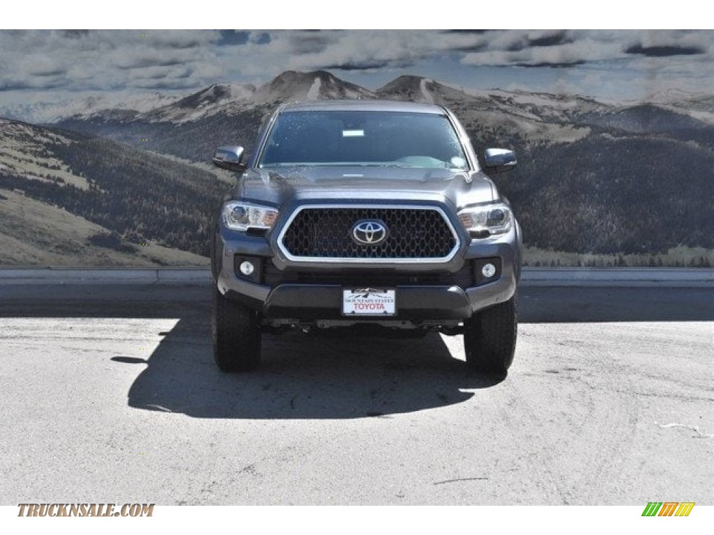 2018 Tacoma TRD Off Road Double Cab 4x4 - Magnetic Gray Metallic / Cement Gray photo #2
