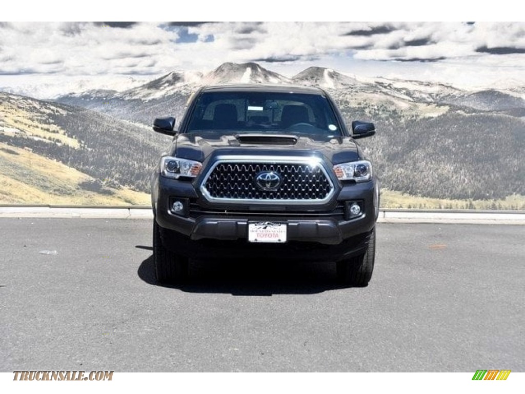 2018 Tacoma TRD Sport Double Cab 4x4 - Magnetic Gray Metallic / Cement Gray photo #2