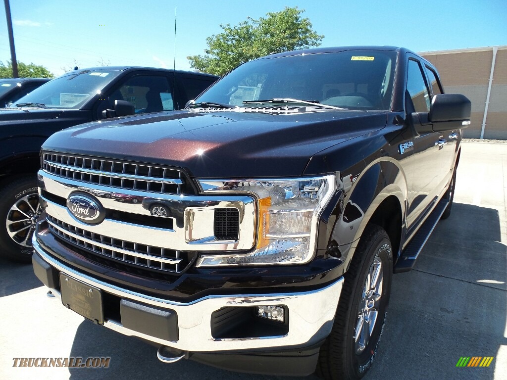 2018 F150 XLT SuperCrew 4x4 - Magma Red / Earth Gray photo #1