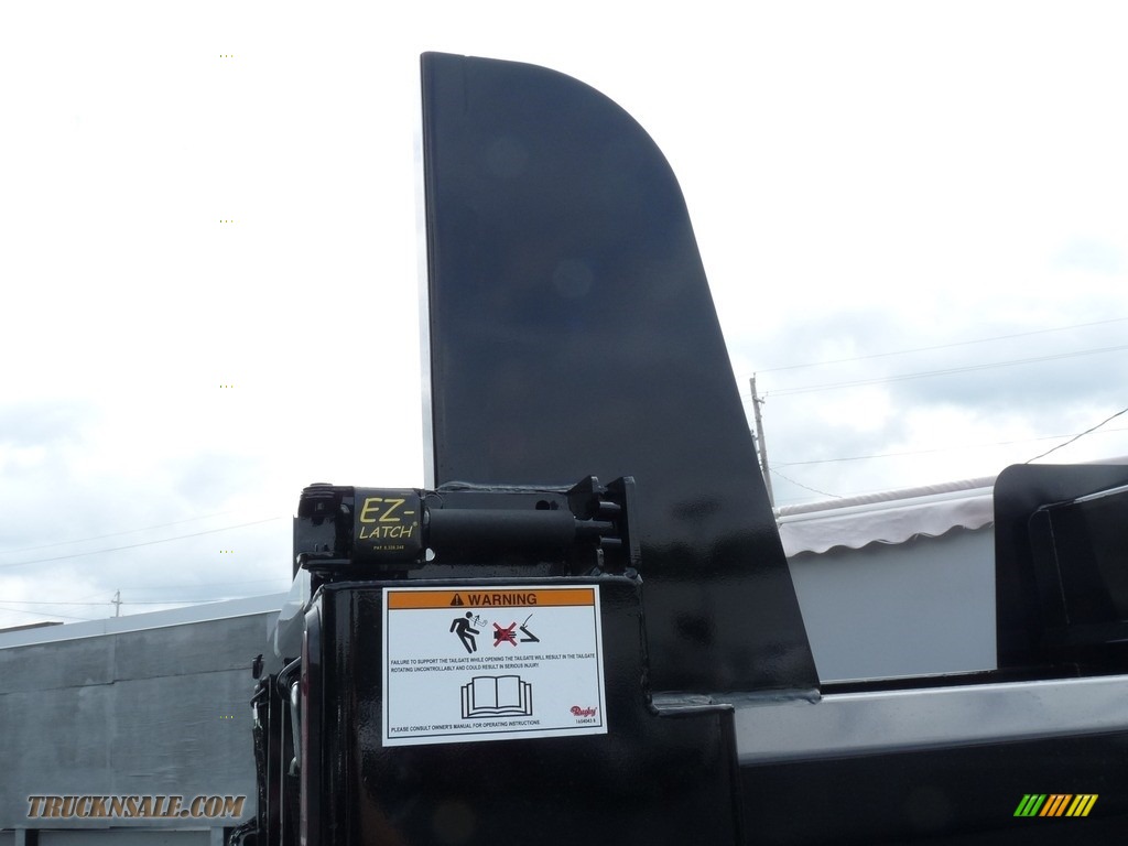 2019 Sierra 3500HD Regular Cab 4WD Dump Truck - Summit White / Dark Ash/Jet Black photo #9