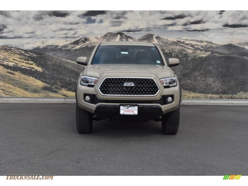 2018 Tacoma TRD Off Road Double Cab 4x4 - Quicksand / Cement Gray photo #2