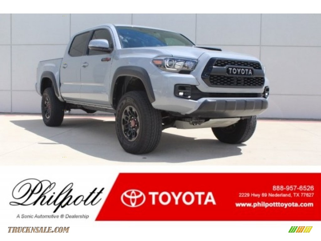 2017 Tacoma TRD Off Road Double Cab 4x4 - Magnetic Gray Metallic / Cement Gray photo #1