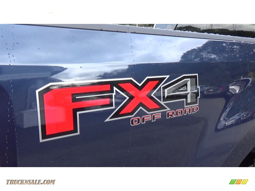 2019 F250 Super Duty XLT Crew Cab 4x4 - Blue Jeans / Earth Gray photo #9