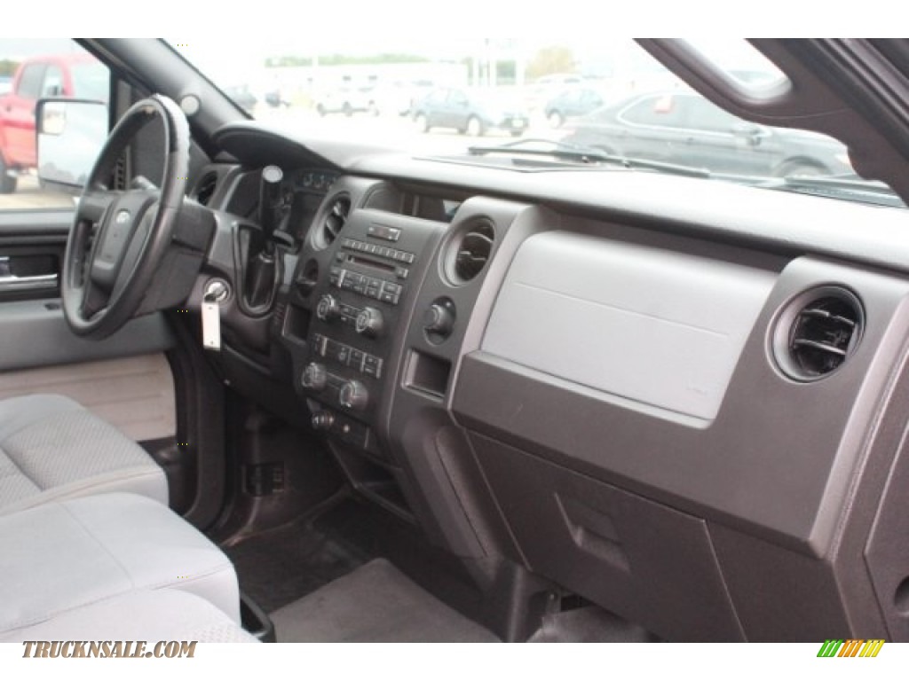 2012 F150 XL Regular Cab - Sterling Gray Metallic / Steel Gray photo #20