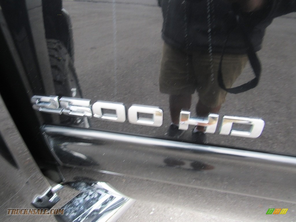 2013 Silverado 2500HD LT Crew Cab 4x4 - Black / Light Titanium/Dark Titanium photo #53