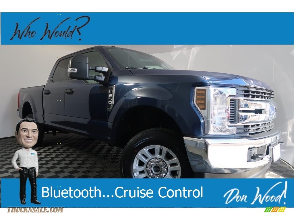 Blue Jeans / Earth Gray Ford F250 Super Duty XLT Crew Cab 4x4