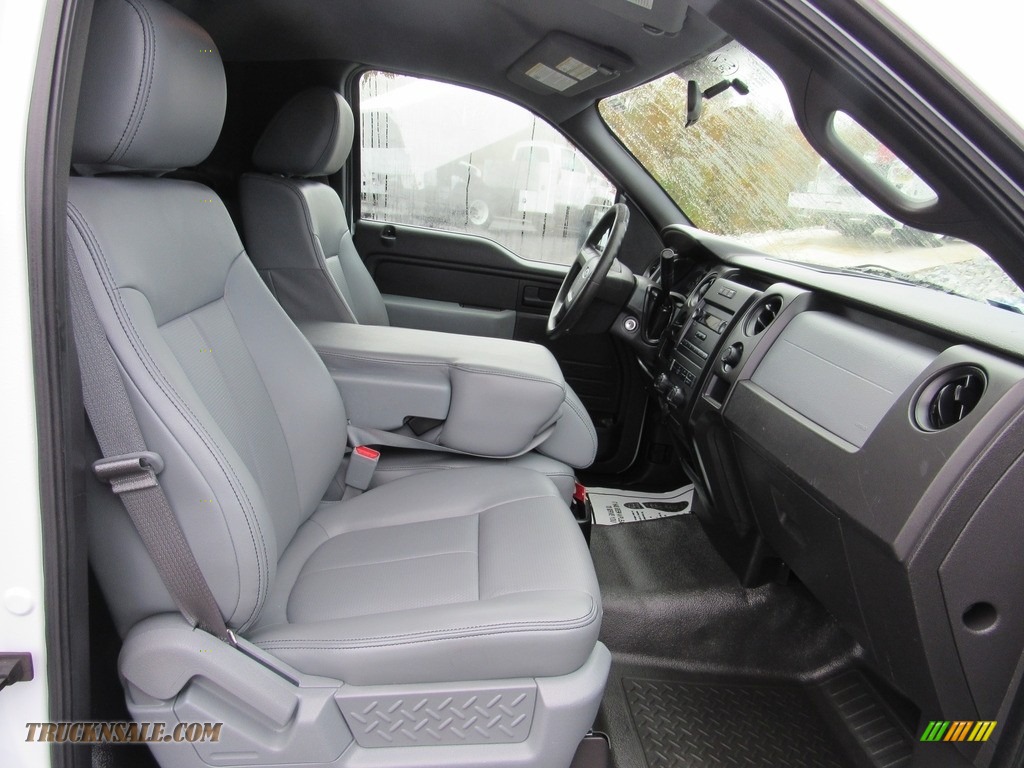 2014 F150 XL Regular Cab - Oxford White / Steel Grey photo #11