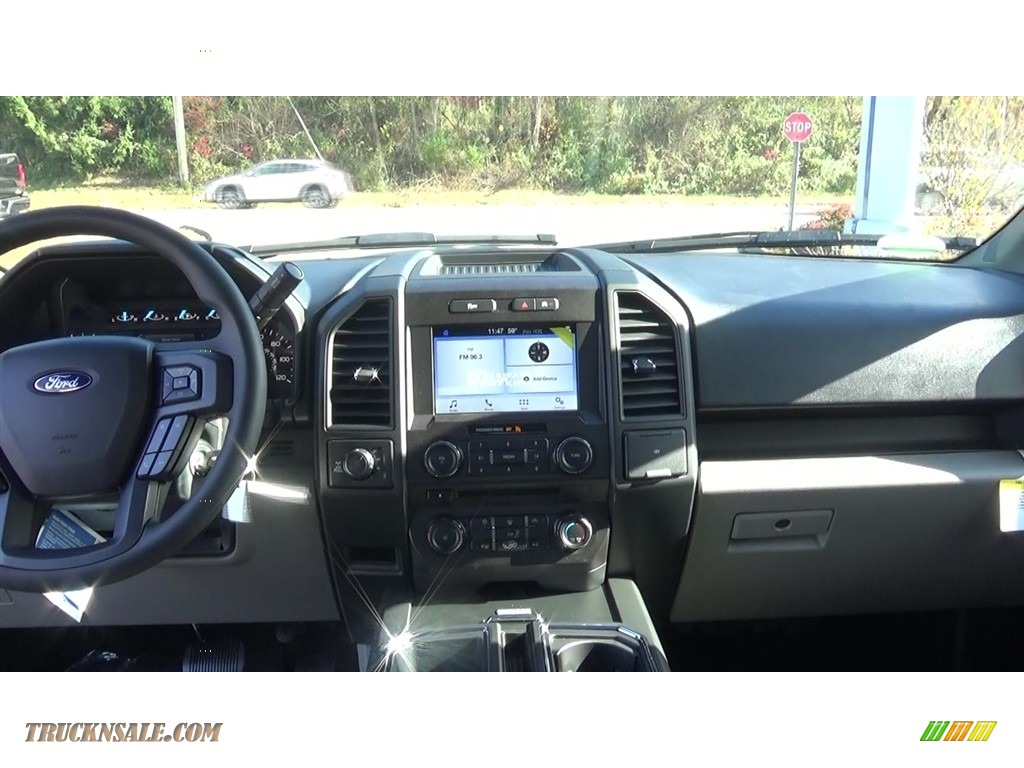 2018 F150 XL SuperCab 4x4 - Magnetic / Earth Gray photo #18