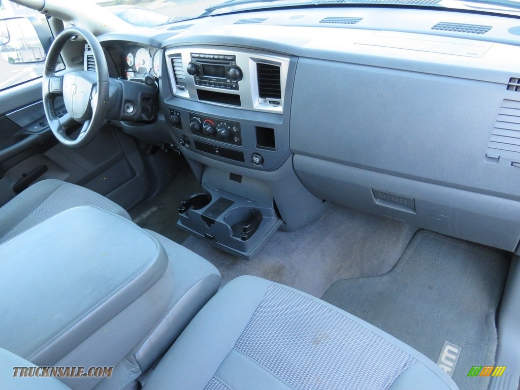 2007 Ram 3500 Big Horn Quad Cab 4x4 Dually - Bright White / Medium Slate Gray photo #25