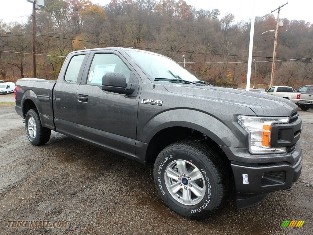 2018 F150 XL SuperCab 4x4 - Magnetic / Earth Gray photo #8