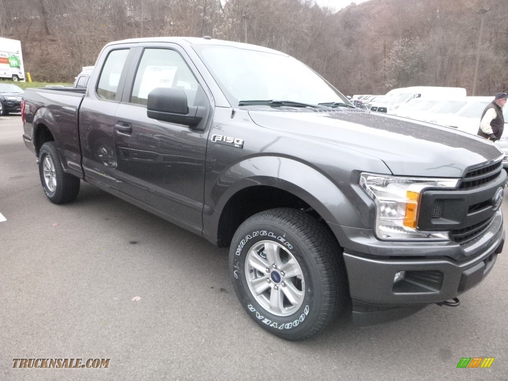 2019 F150 XL SuperCab 4x4 - Magnetic / Earth Gray photo #4