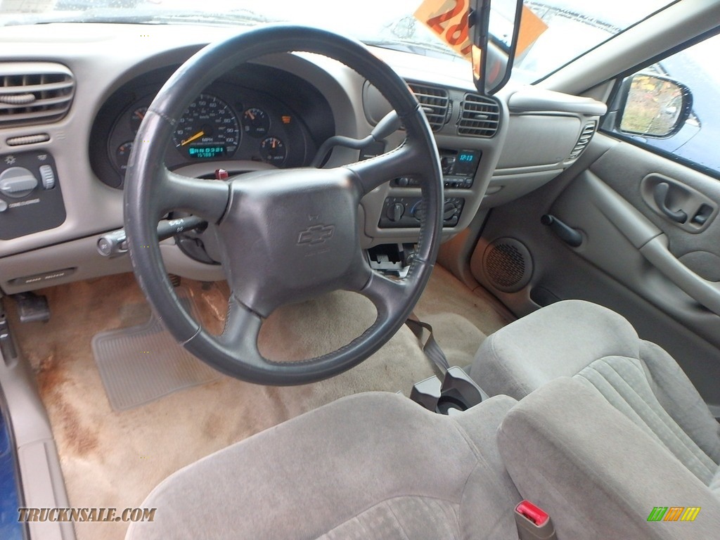 2001 S10 LS Extended Cab - Indigo Blue Metallic / Medium Gray photo #9