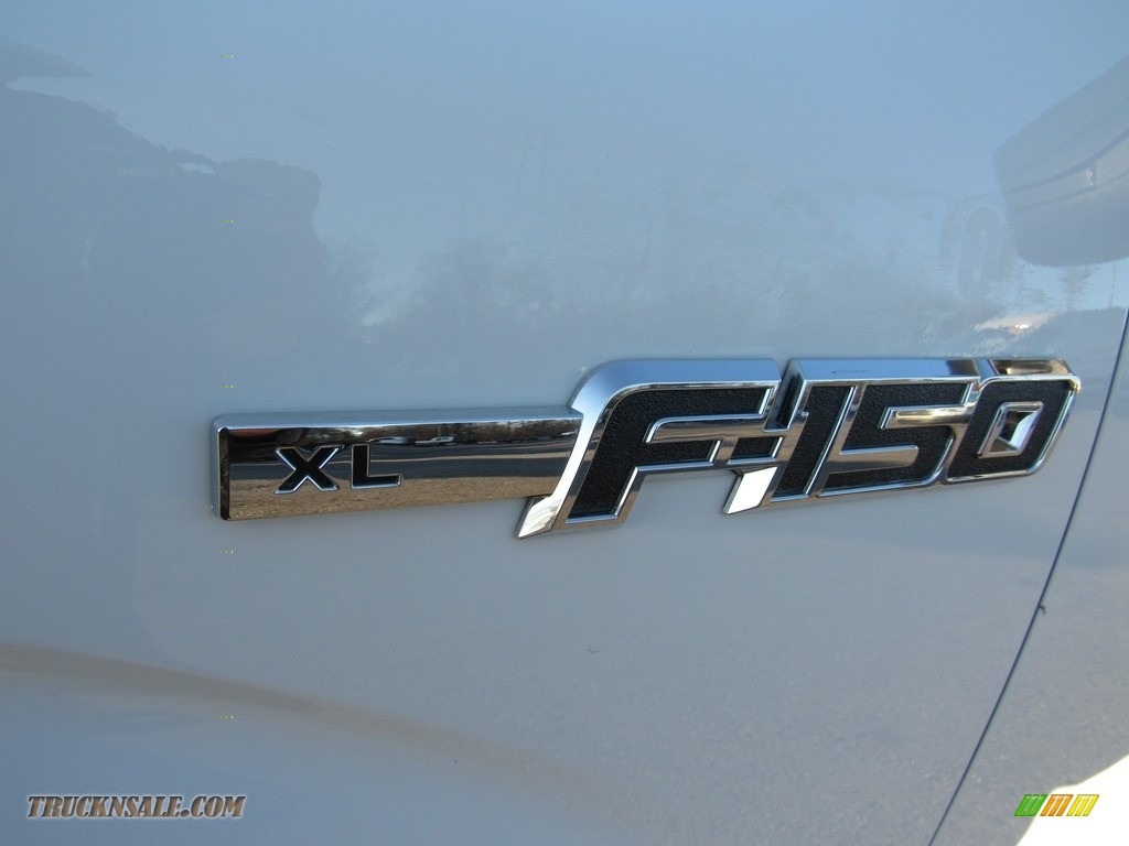 2012 F150 XL Regular Cab - Oxford White / Steel Gray photo #35