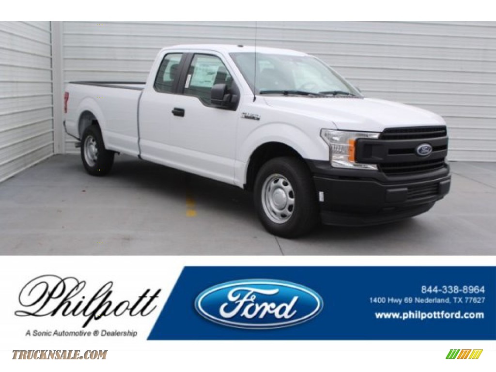 Oxford White / Earth Gray Ford F150 XL SuperCab
