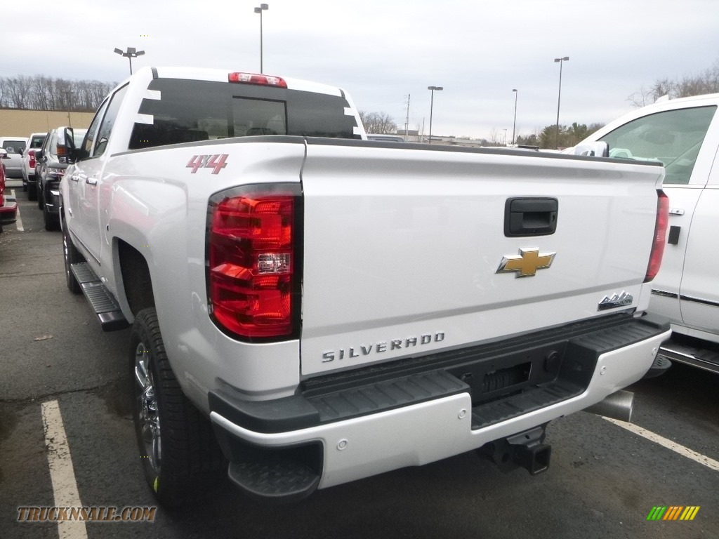 2019 Silverado 2500HD High Country Crew Cab 4WD - Iridescent Pearl Tricoat / High Country Saddle photo #3