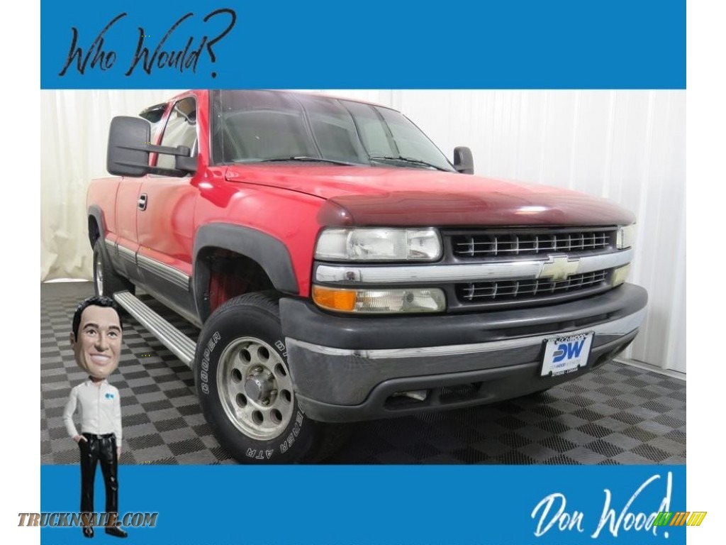 2000 Silverado 1500 LT Extended Cab 4x4 - Victory Red / Graphite photo #1