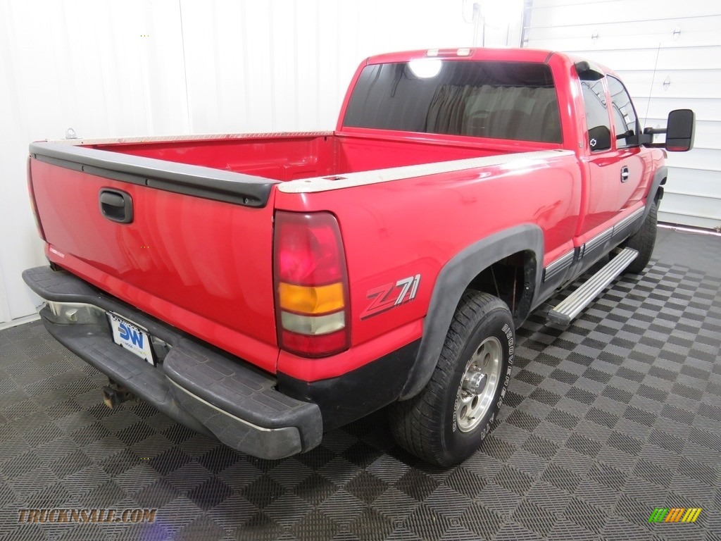 2000 Silverado 1500 LT Extended Cab 4x4 - Victory Red / Graphite photo #13